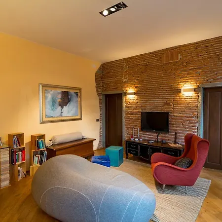 La Casina Ad Antignano *